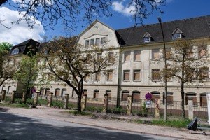 Mehr über den Artikel erfahren UMFRAGE: Ohne Vergangenheit keine Zukunft
